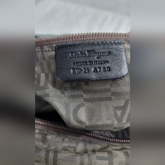 Salvatore Ferragamo Black Quilted Shoulder Bag - Picture 4 of 8